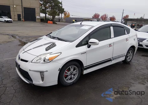 2013 Toyota Prius Three z USA, uszkodzony, nr VIN JTDKN3DU1D0344273